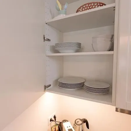 Old Great Location & View - Luxury 2bdr 80m2 Διαμέρισμα *