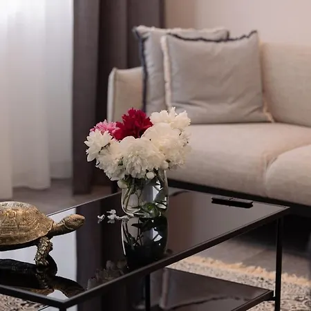 Old Great Location & View - Luxury 2bdr 80m2 Διαμέρισμα *